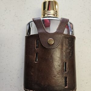 Griffon Vintage Glass Flask w/ Leather Case Made in USA